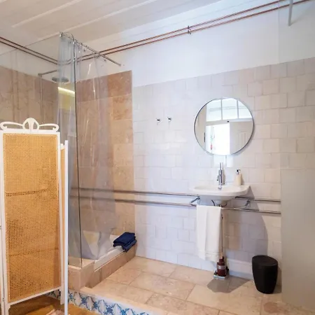 Вилла Riverfront With Private Pool And Kitchen